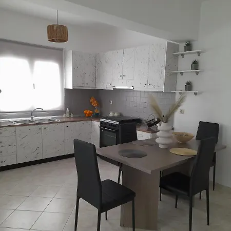 Apartman Giotouli Afándu