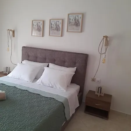 Giotouli Apartman *