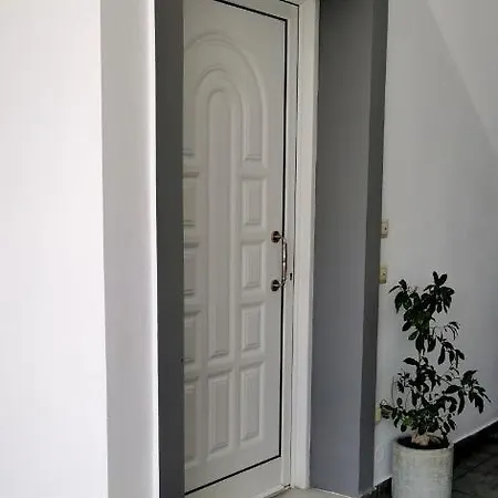Apartman Giotouli Afándu