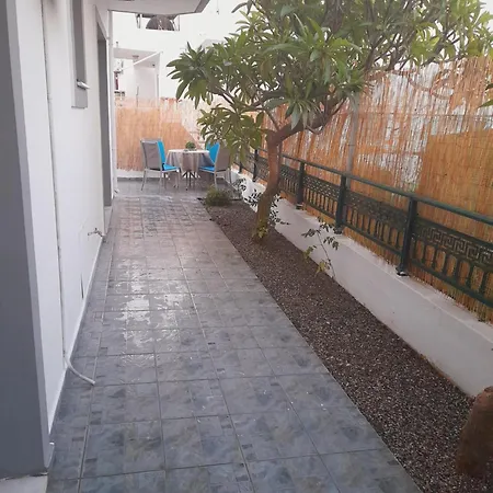 Giotouli Apartman *